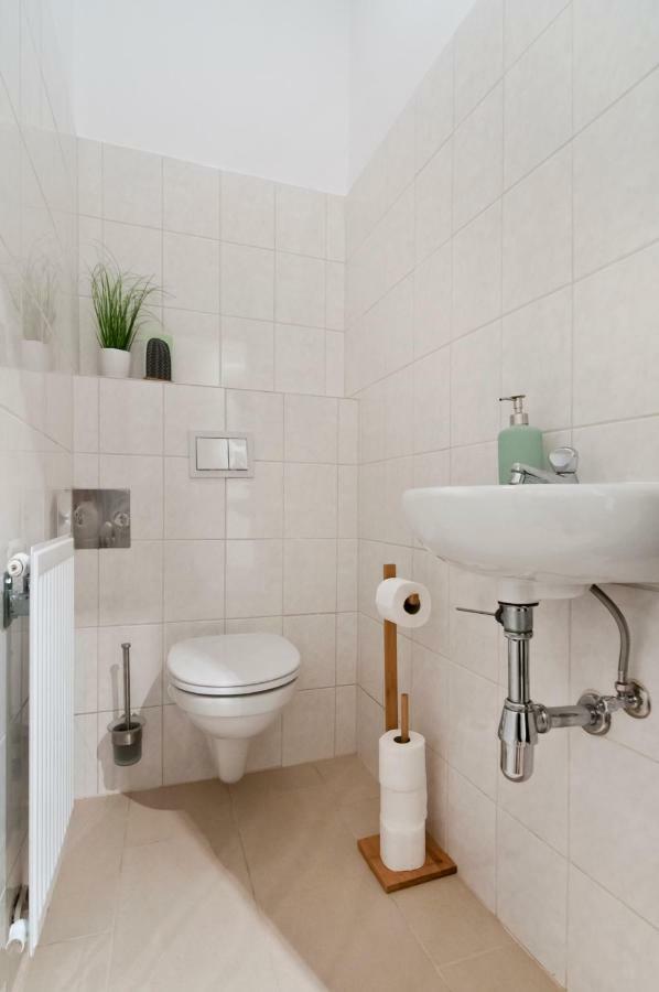 Stylish Self-Check-In Apartment With 2 Bedrooms Wien Ngoại thất bức ảnh