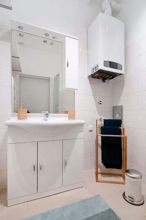 Stylish Self-Check-In Apartment With 2 Bedrooms Wien Ngoại thất bức ảnh